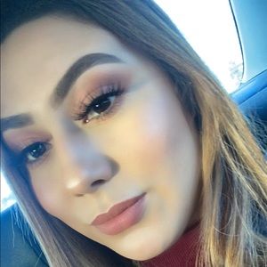 Meet your Posher, Melany